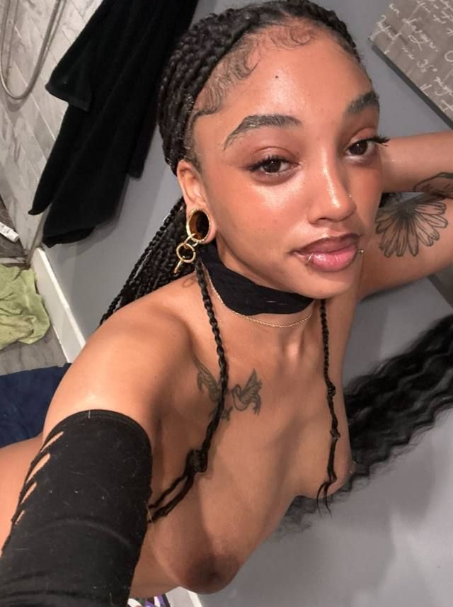 I’m naughty excort available for the following deals both in call and out call deals include; 69💦, sex with condom💦💧🍆sex with - Image 2